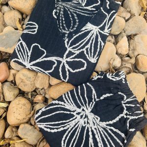 Black Bloom Line Women’s Kurta & Pant Set