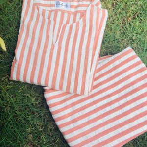 Brown White Lines Coordsn