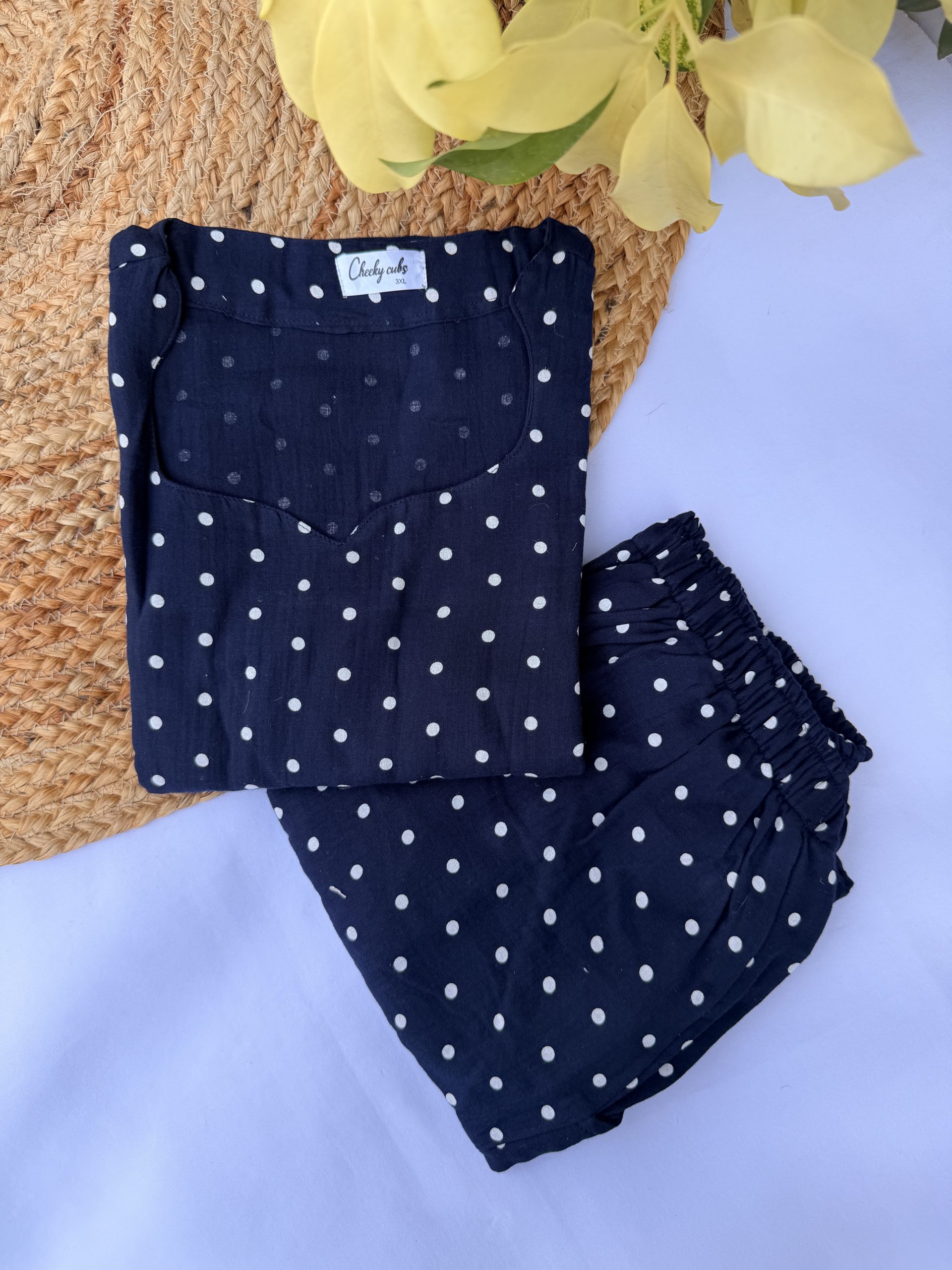 Blue polka dots - Image 2