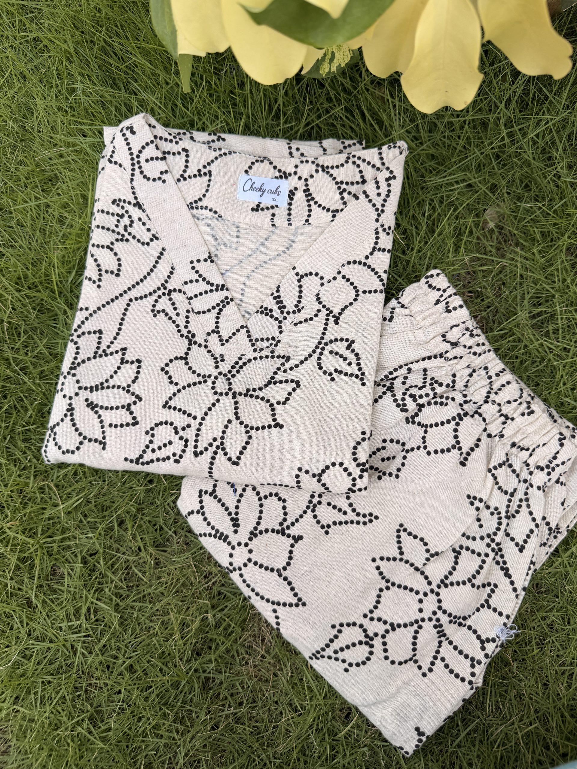 Floral dots - Image 2