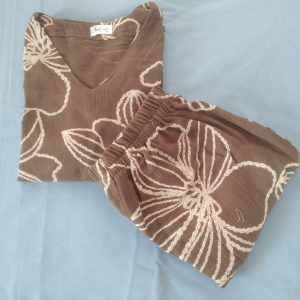 Olive brown big flower